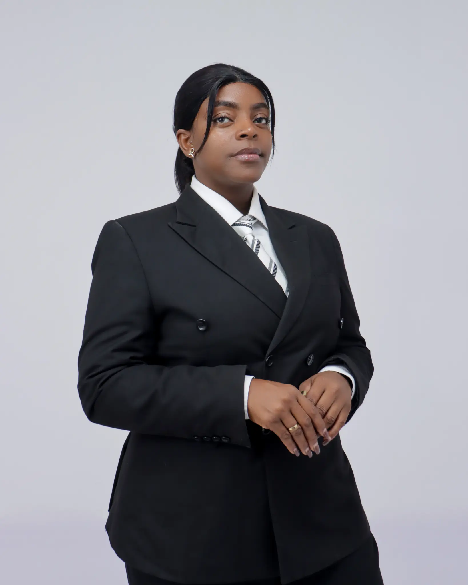 Profissional de blazer preto
